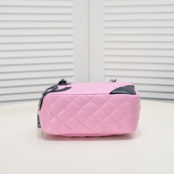 シャネルバッグ内部構造